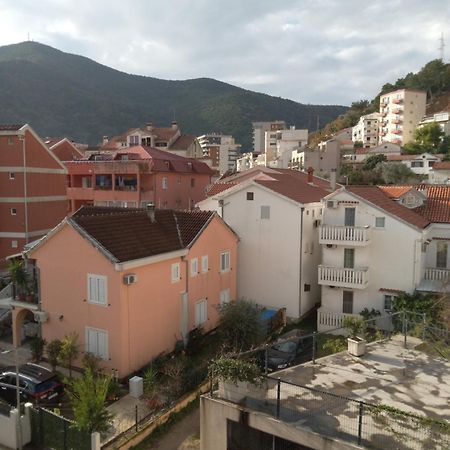 Flat Una Μπούντβα Εξωτερικό φωτογραφία